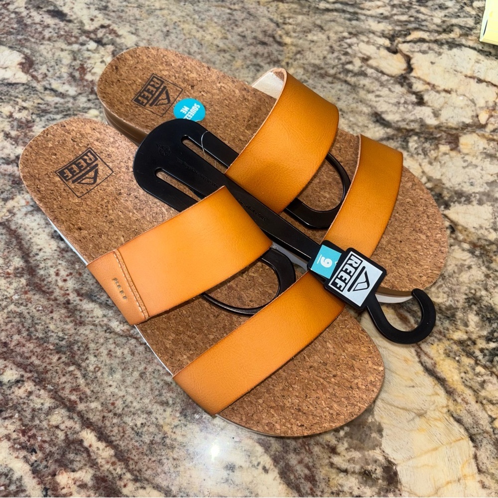Reef Sandals NWT - Picture 13 of 15